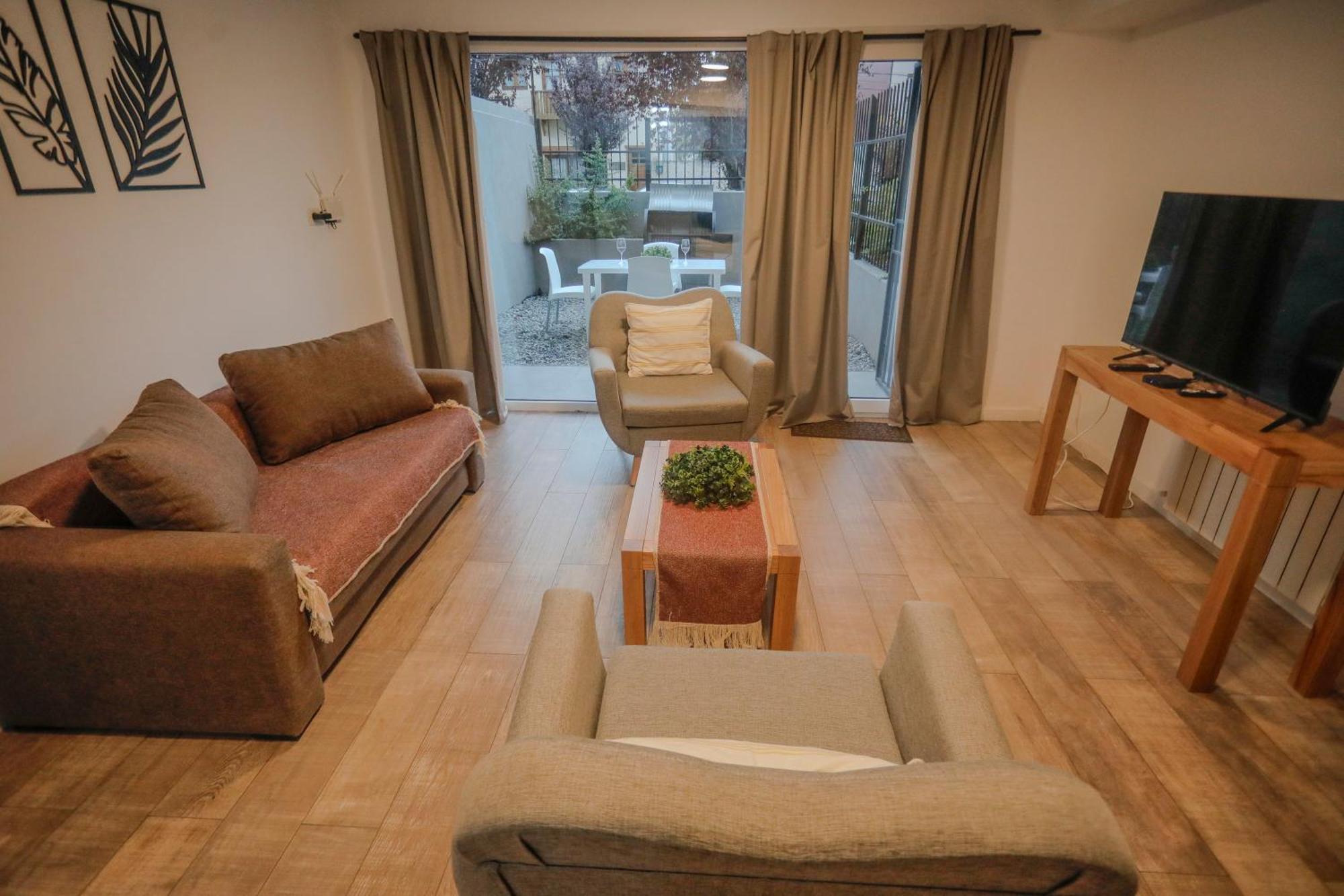 Rolando Apartment *